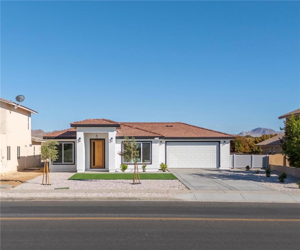 26985-Lakeview-Dr-Helendale-front